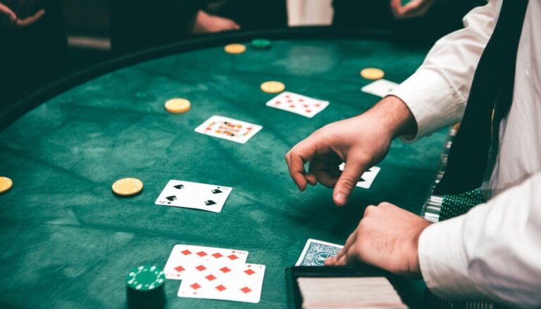 Como jugar al poker online en Betsafe Perú